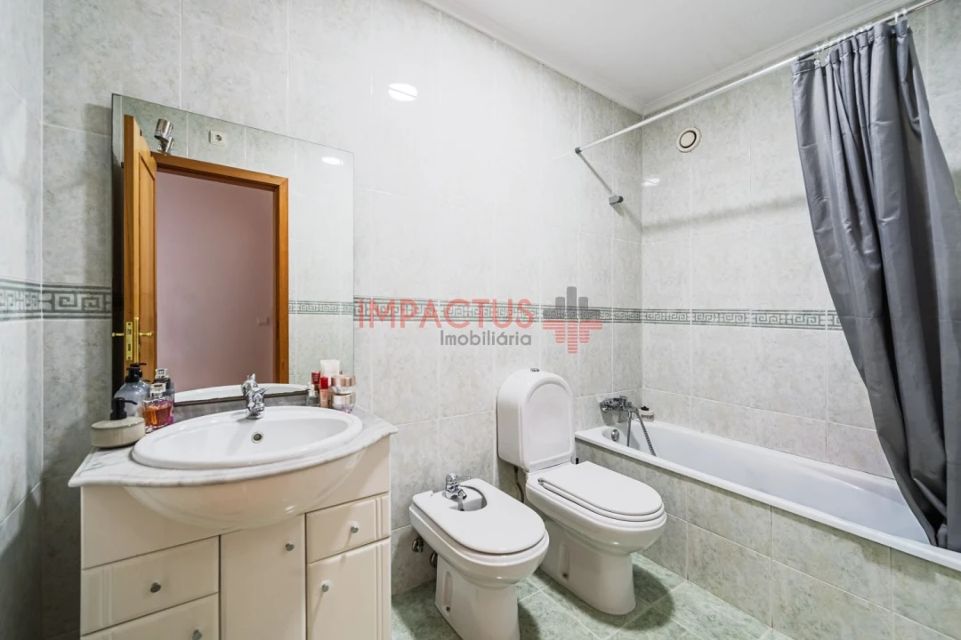 Apartamento T3 para Venda em Rio Tinto Foto 29