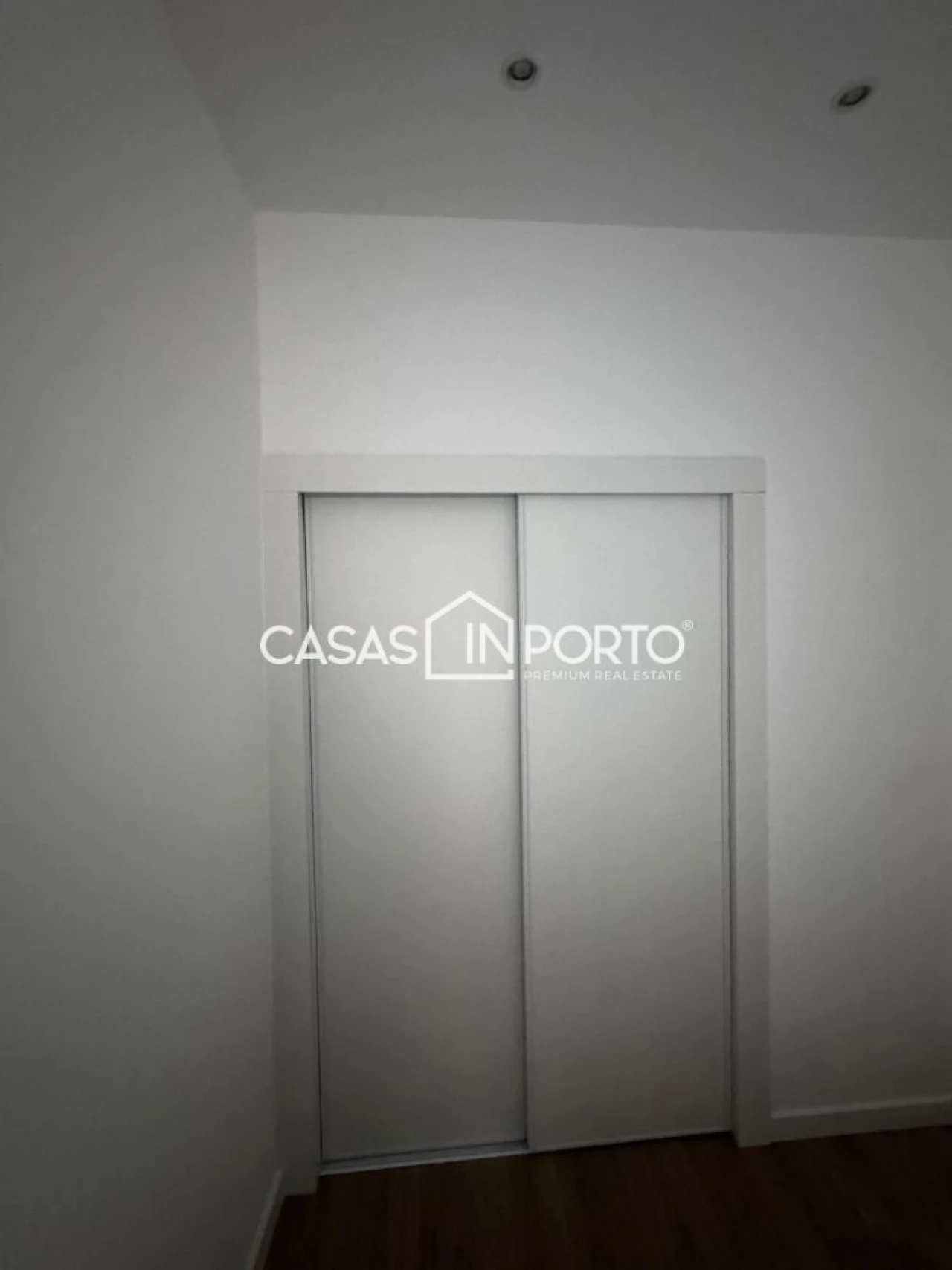 Apartamento T1 para Venda em Bonfim Foto 9