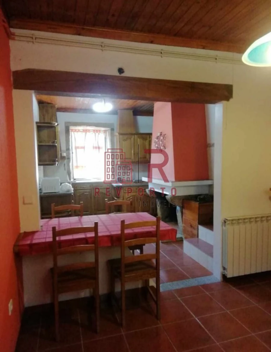 Moradia T1 para Arrendamento em Souto Foto 5