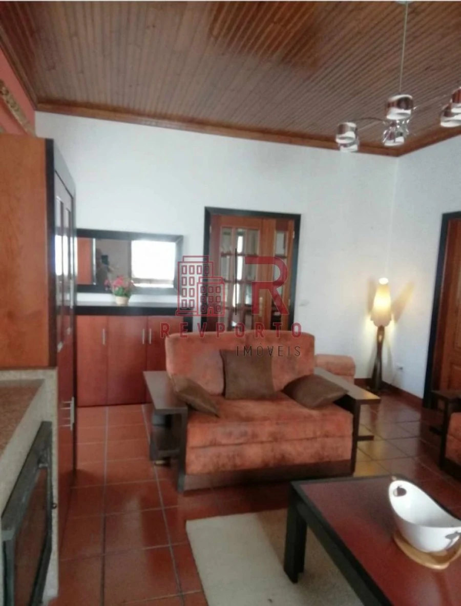 Moradia T1 para Arrendamento em Souto Foto 9