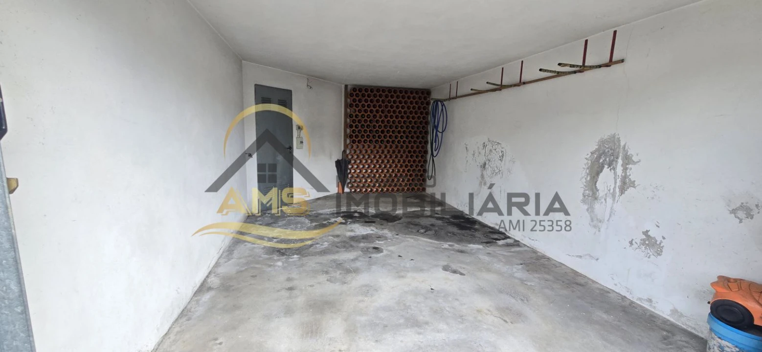 Apartamento T3 para Venda em Quinchães Foto 57