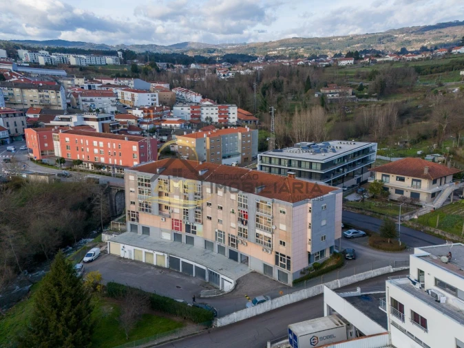Apartamento T3 para Venda em Quinchães Foto 13