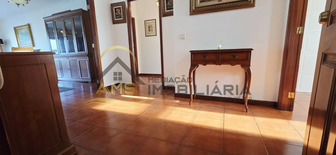 Apartamento T3 para Venda em Quinchães Foto 20