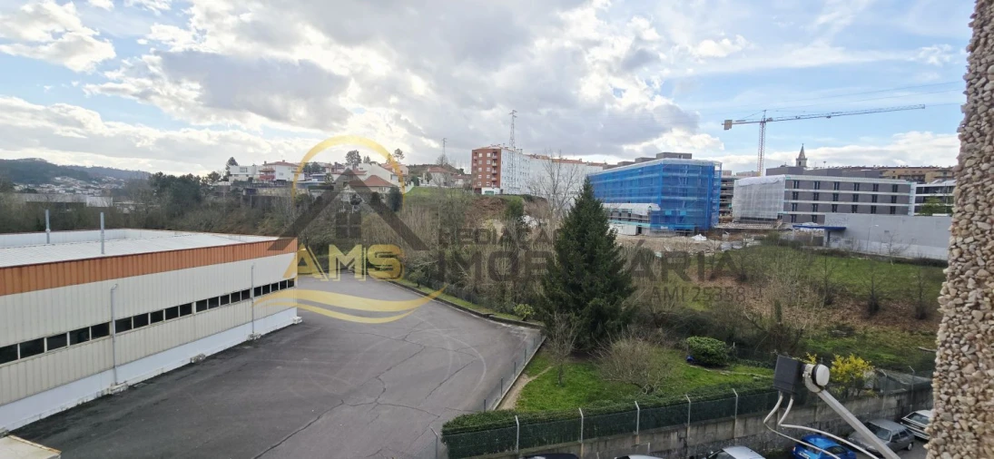 Apartamento T3 para Venda em Quinchães Foto 37