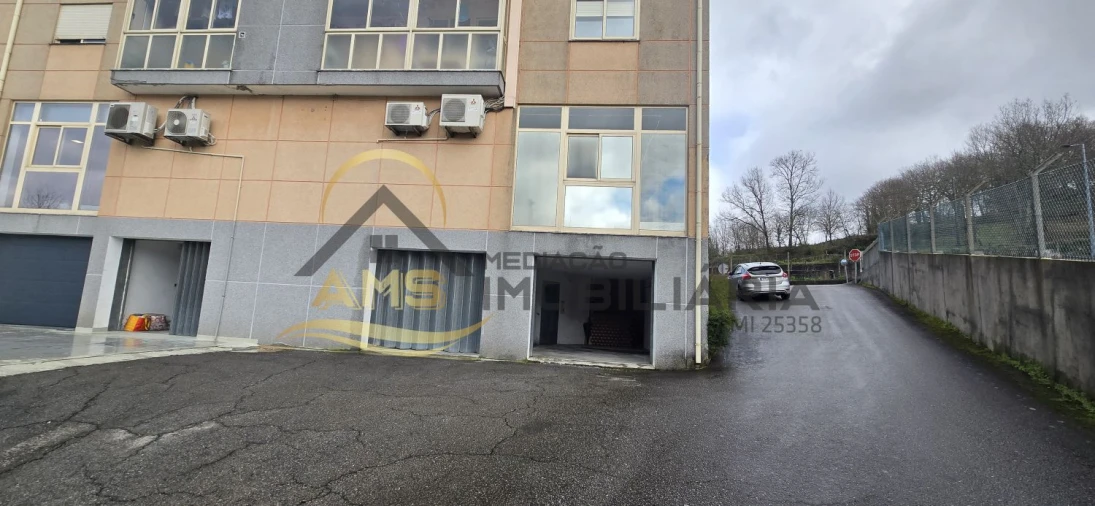 Apartamento T3 para Venda em Quinchães Foto 58