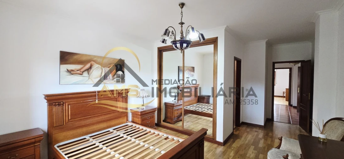 Apartamento T3 para Venda em Quinchães Foto 39