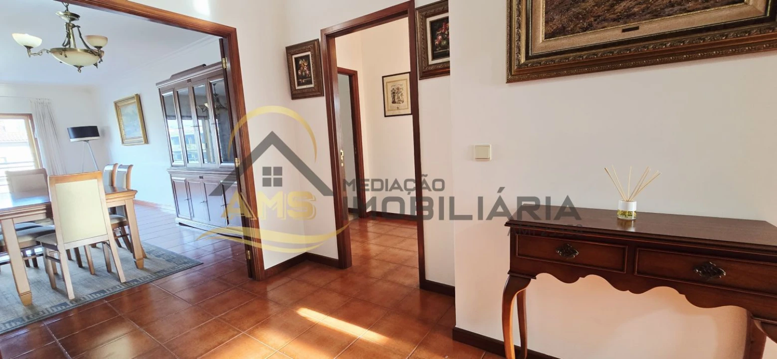 Apartamento T3 para Venda em Quinchães Foto 21