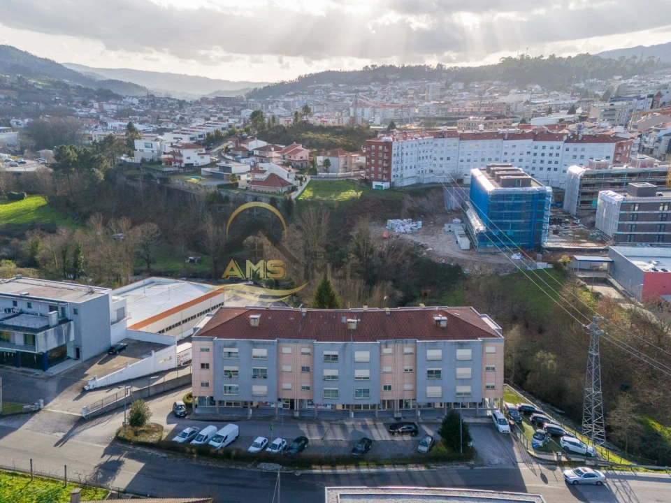 Apartamento T3 para Venda em Quinchães Foto 7