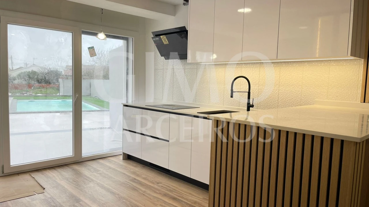 Moradia T3 para Venda em Gafanha da Encarnação Foto 1