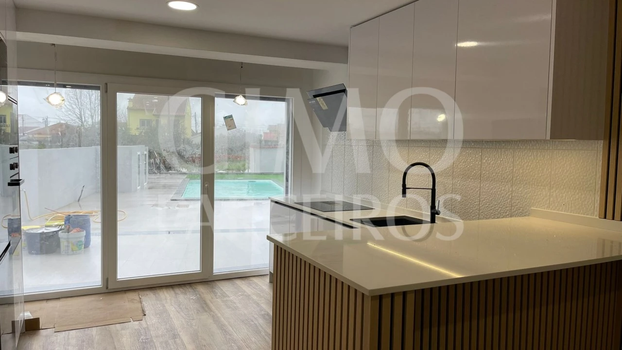 Moradia T3 para Venda em Gafanha da Encarnação Foto 2