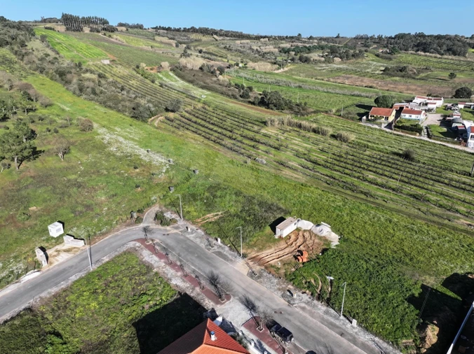 Moradia T3 para Venda em Roliça Foto 11