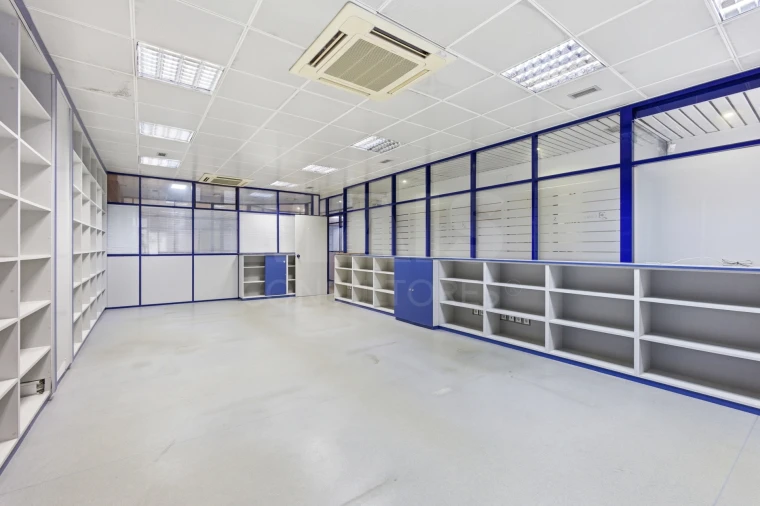 Loja para Venda em Alcobaça e Vestiaria Foto 2