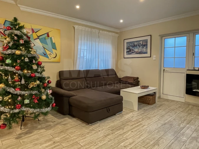 Moradia T4 para Venda em Alcabideche Foto 4