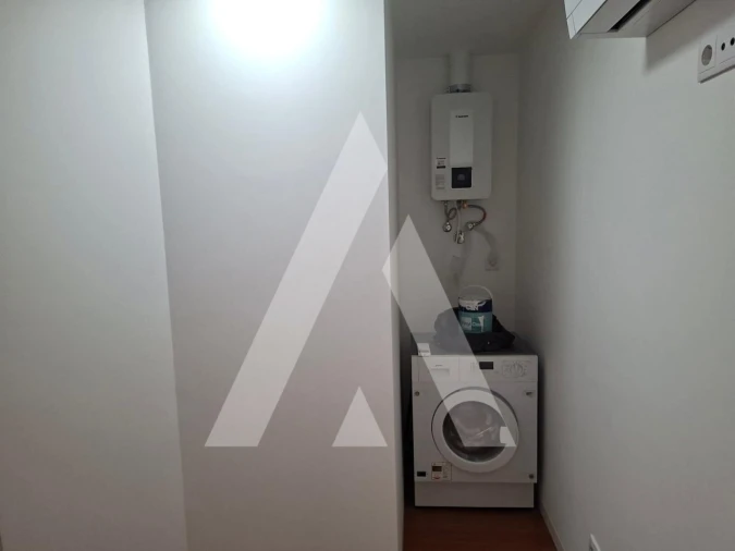 Apartamento T3 para Arrendamento em Santa Maria Maior e Monserrate e Meadela Foto 15