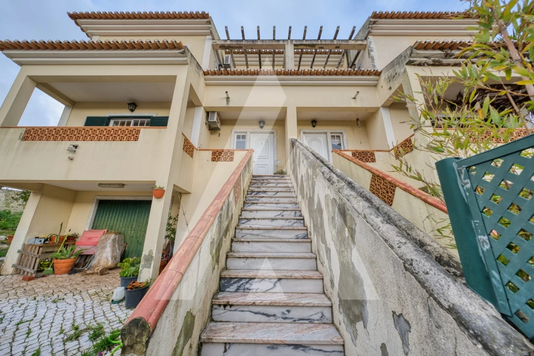 Moradia T4 para Venda em Lamas e Cercal Foto 2