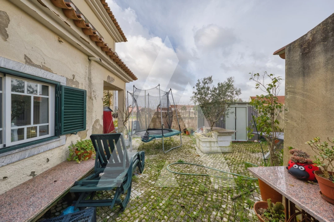 Moradia T4 para Venda em Lamas e Cercal Foto 9