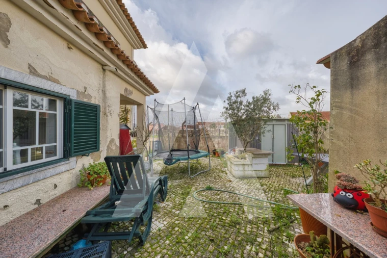 Moradia T4 para Venda em Lamas e Cercal Foto 9