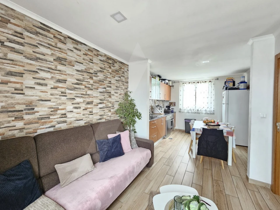 Moradia T3 para Venda em Eixo e Eirol Foto 2