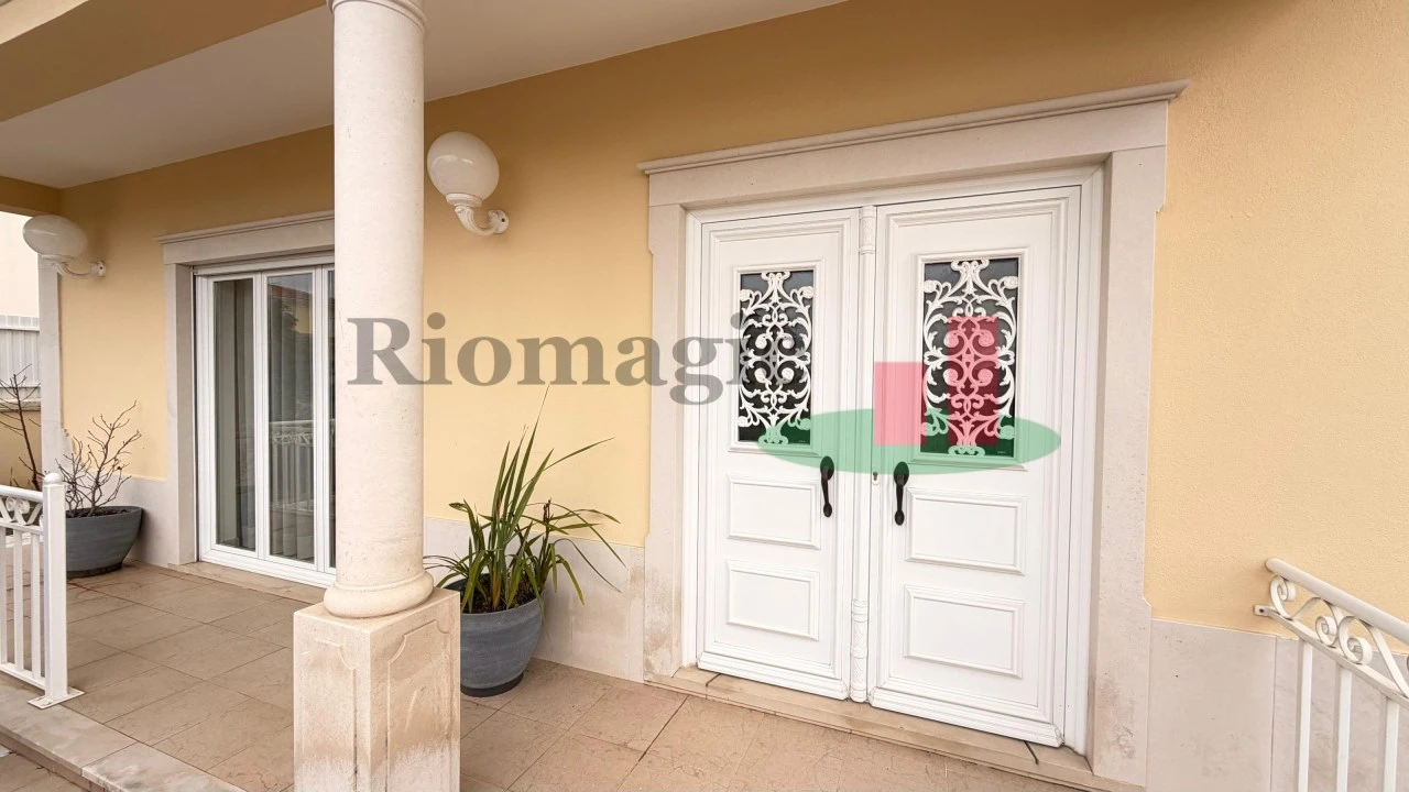 Moradia T5 para Venda em Rio Maior Foto 54