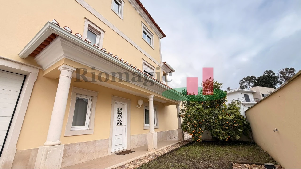 Moradia T5 para Venda em Rio Maior Foto 60