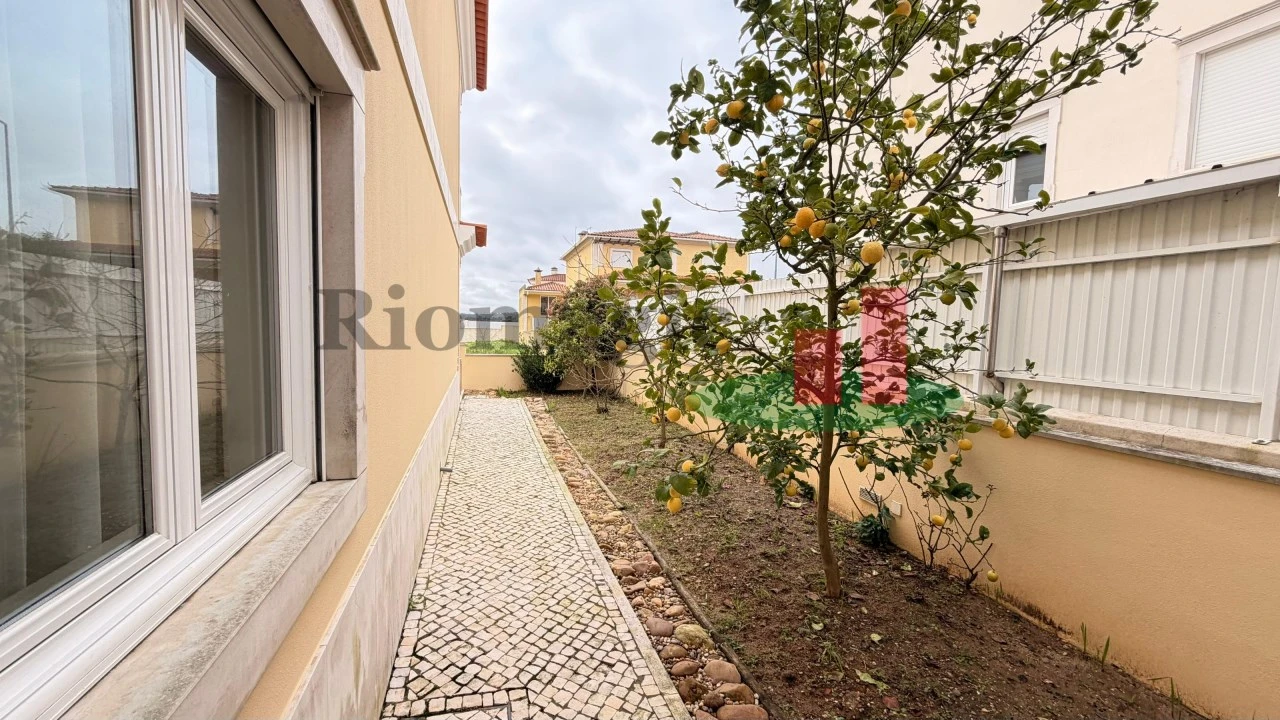 Moradia T5 para Venda em Rio Maior Foto 62