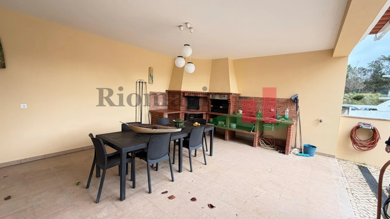 Moradia T5 para Venda em Rio Maior Foto 51