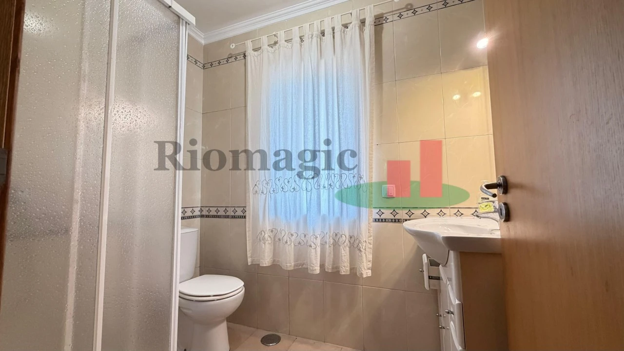 Moradia T5 para Venda em Rio Maior Foto 49