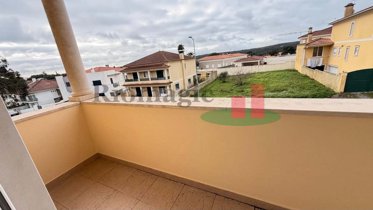 Moradia T5 para Venda em Rio Maior Foto 29