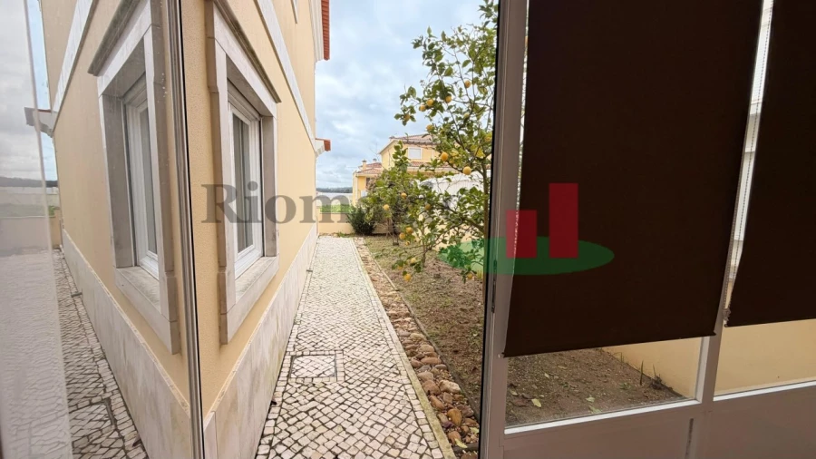 Moradia T5 para Venda em Rio Maior Foto 64