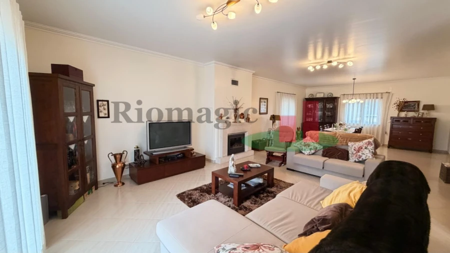 Moradia T5 para Venda em Rio Maior Foto 11