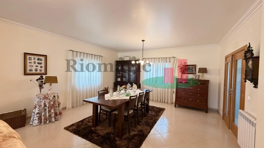 Moradia T5 para Venda em Rio Maior Foto 13