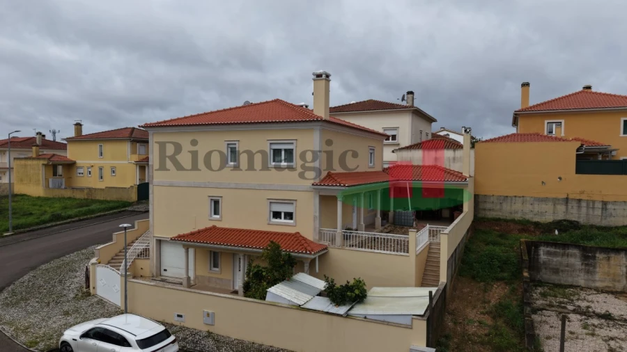 Moradia T5 para Venda em Rio Maior Foto 67