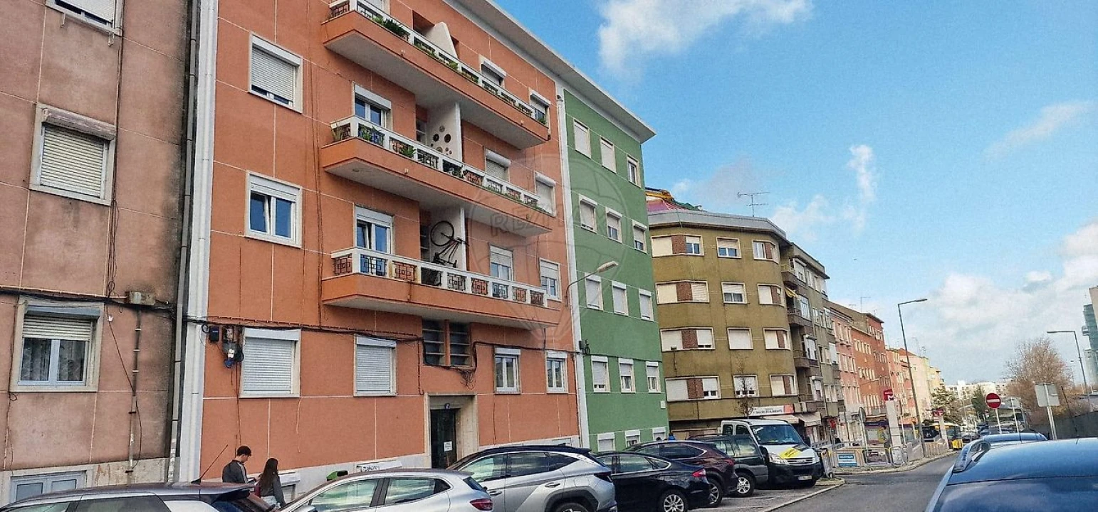 Apartamento T1 para Venda em Moscavide e Portela Foto 15