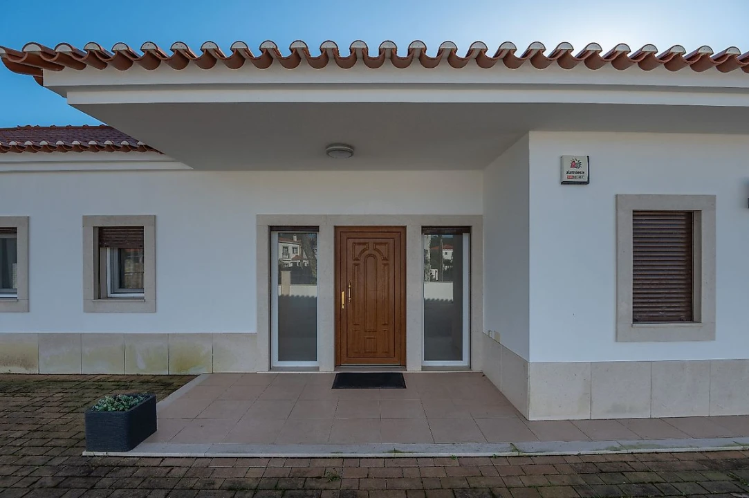 Moradia T3 para Venda em Foz do Arelho Foto 8