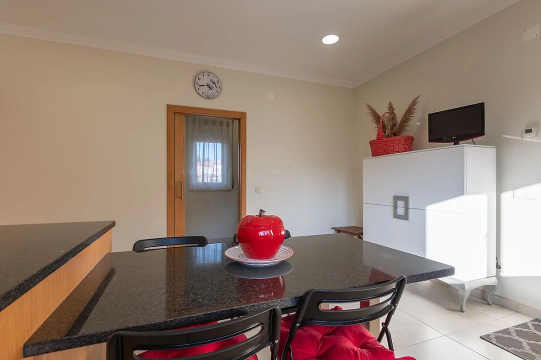 Moradia T3 para Venda em Foz do Arelho Foto 31