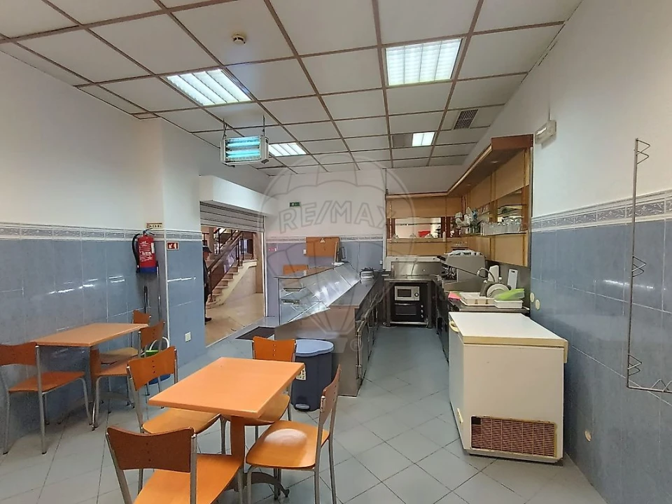 Loja para Arrendamento em União das Freguesias de Setúbal Foto 3