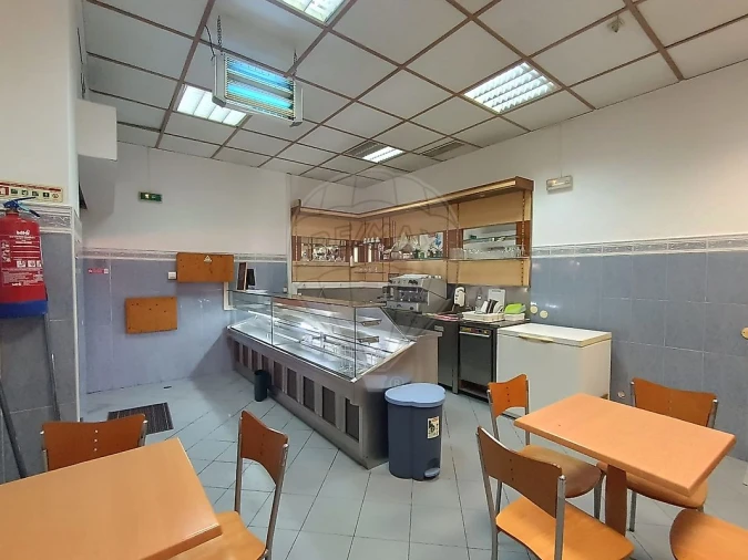Loja para Arrendamento em União das Freguesias de Setúbal Foto 7