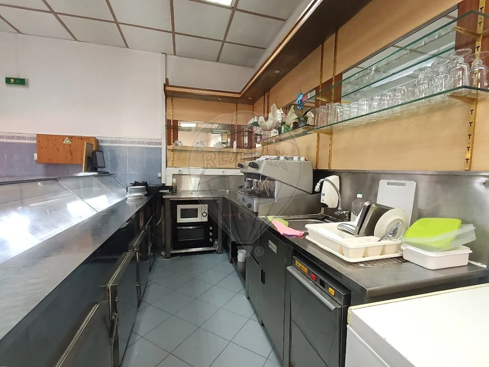 Loja para Arrendamento em União das Freguesias de Setúbal Foto 10