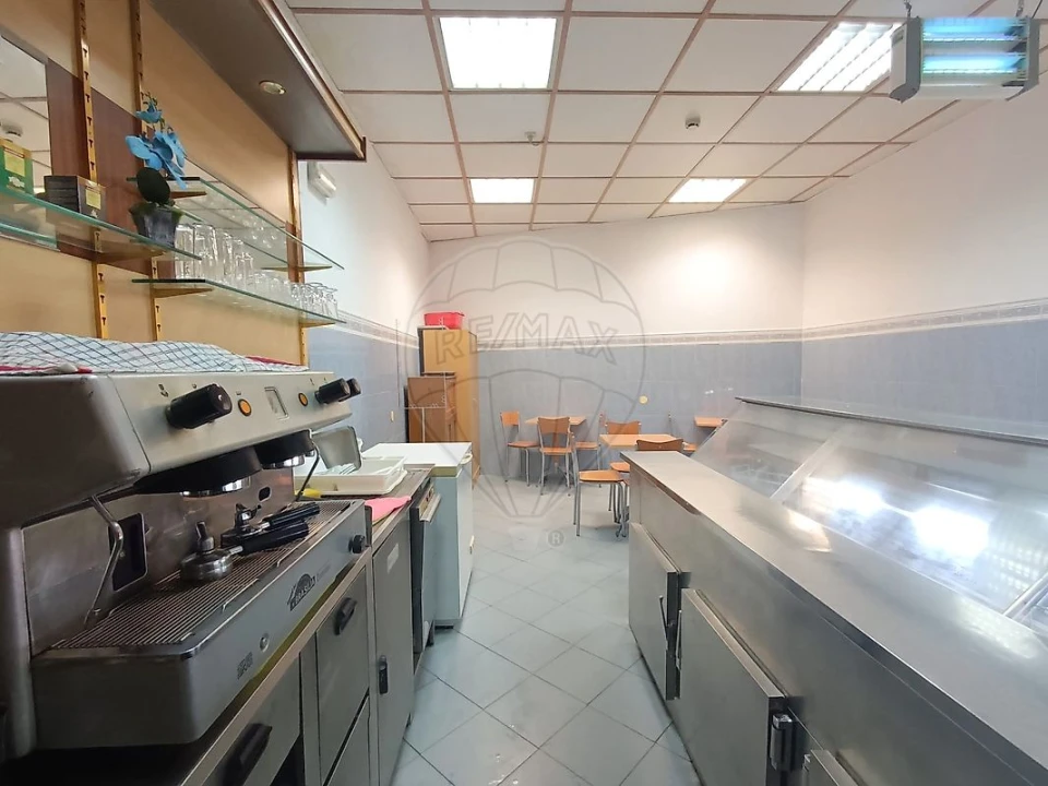 Loja para Arrendamento em União das Freguesias de Setúbal Foto 9