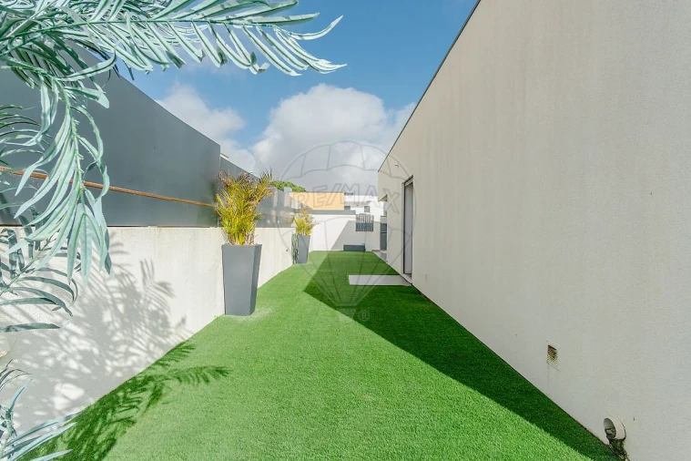 Moradia T4 para Venda em Azeitão (São Lourenço e São Simão) Foto 4