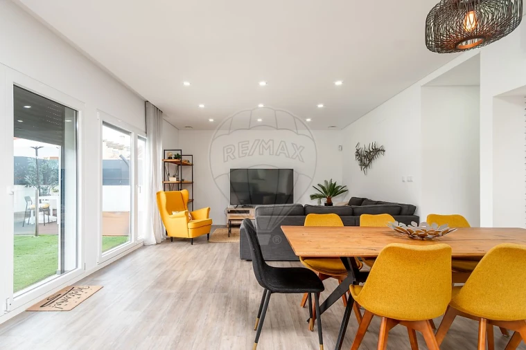 Moradia T4 para Venda em Azeitão (São Lourenço e São Simão) Foto 20