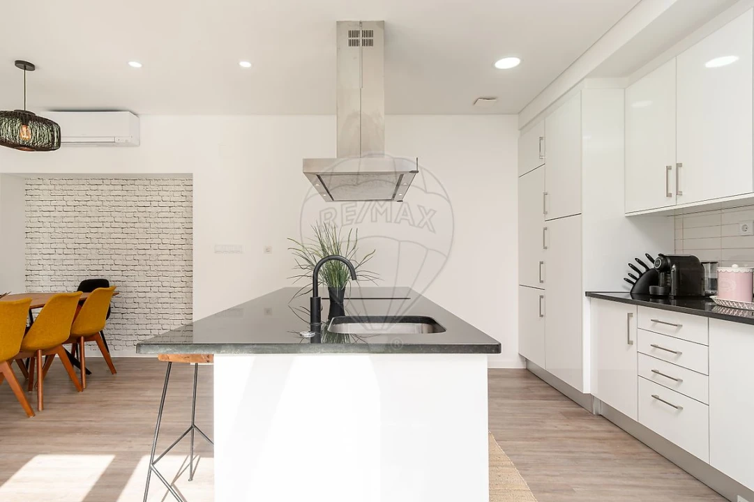 Moradia T4 para Venda em Azeitão (São Lourenço e São Simão) Foto 14