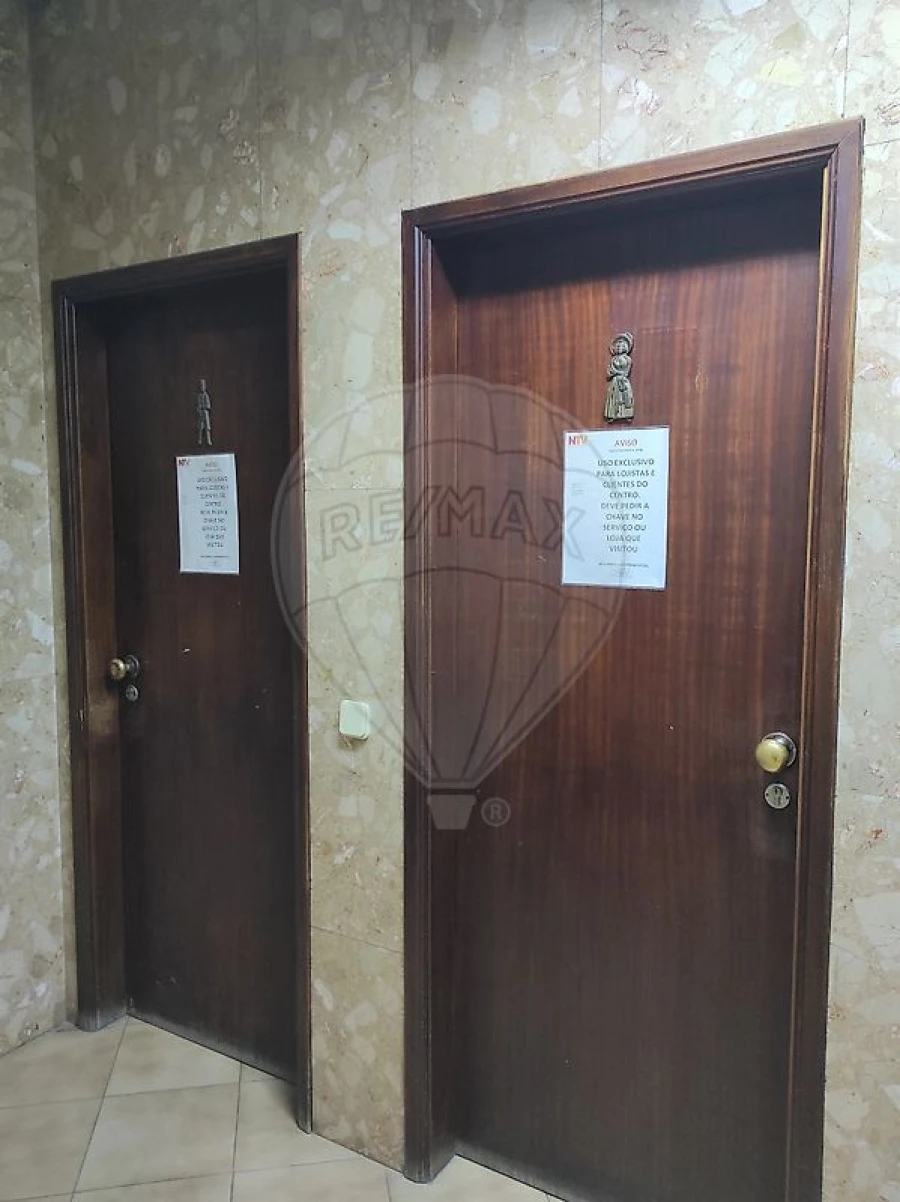 Loja para Venda em União das Freguesias de Setúbal Foto 15