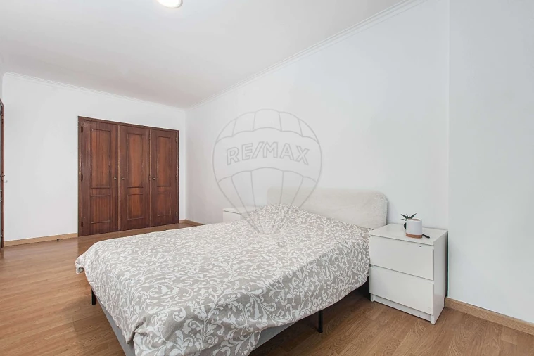 Apartamento T2 para Arrendamento em Cacém e São Marcos Foto 12