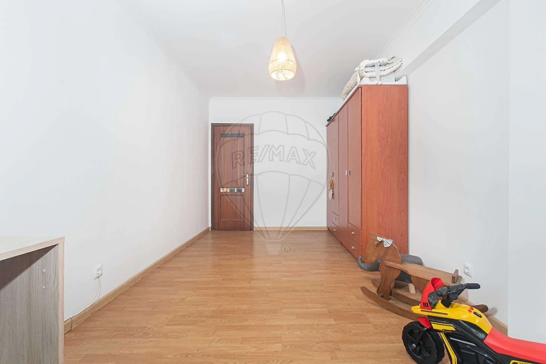 Apartamento T2 para Venda em Cacém e São Marcos Foto 13