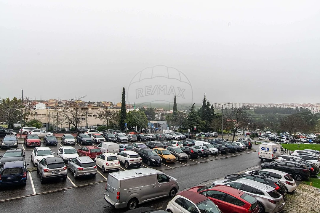 Apartamento T2 para Venda em Cacém e São Marcos Foto 5