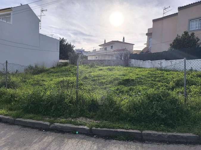 Terreno para Venda em Portimão Foto 3