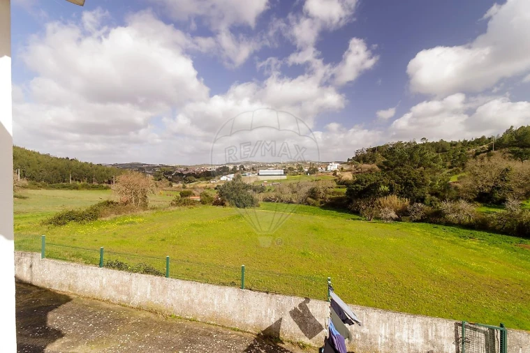 Moradia T3 para Venda em Venda do Pinheiro e Santo Estêvão das Galés Foto 27