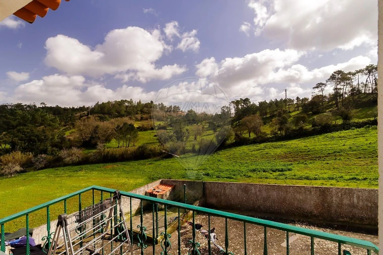 Moradia T3 para Venda em Venda do Pinheiro e Santo Estêvão das Galés Foto 26