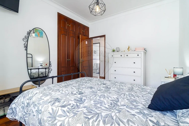 Moradia T3 para Venda em Venda do Pinheiro e Santo Estêvão das Galés Foto 19